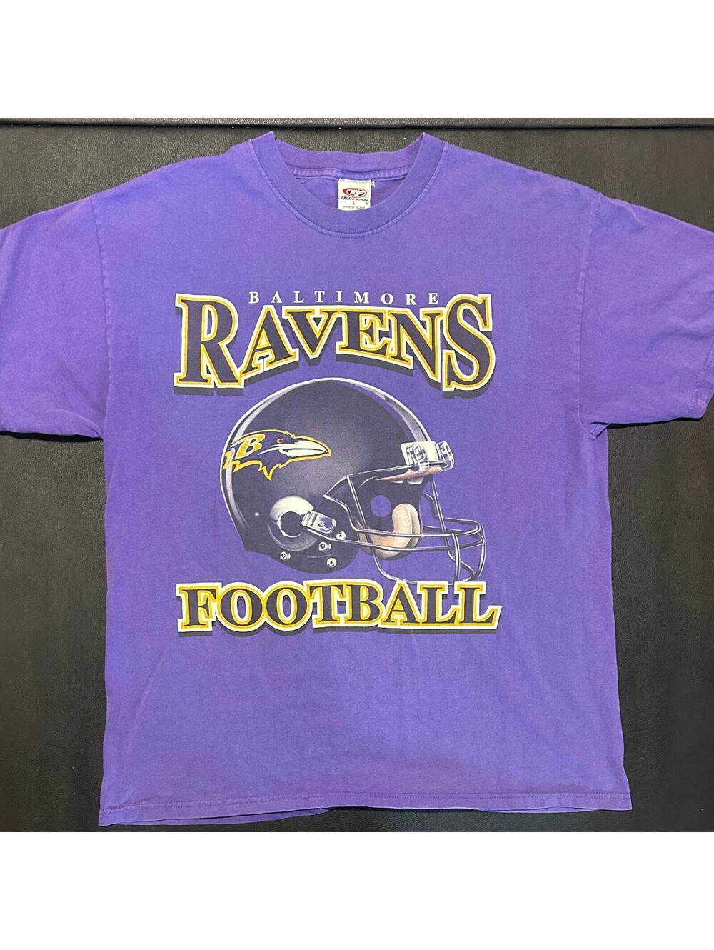 Vintage 2000s Baltimore Ravens True Fan Purple Graphic T-Shirt Large